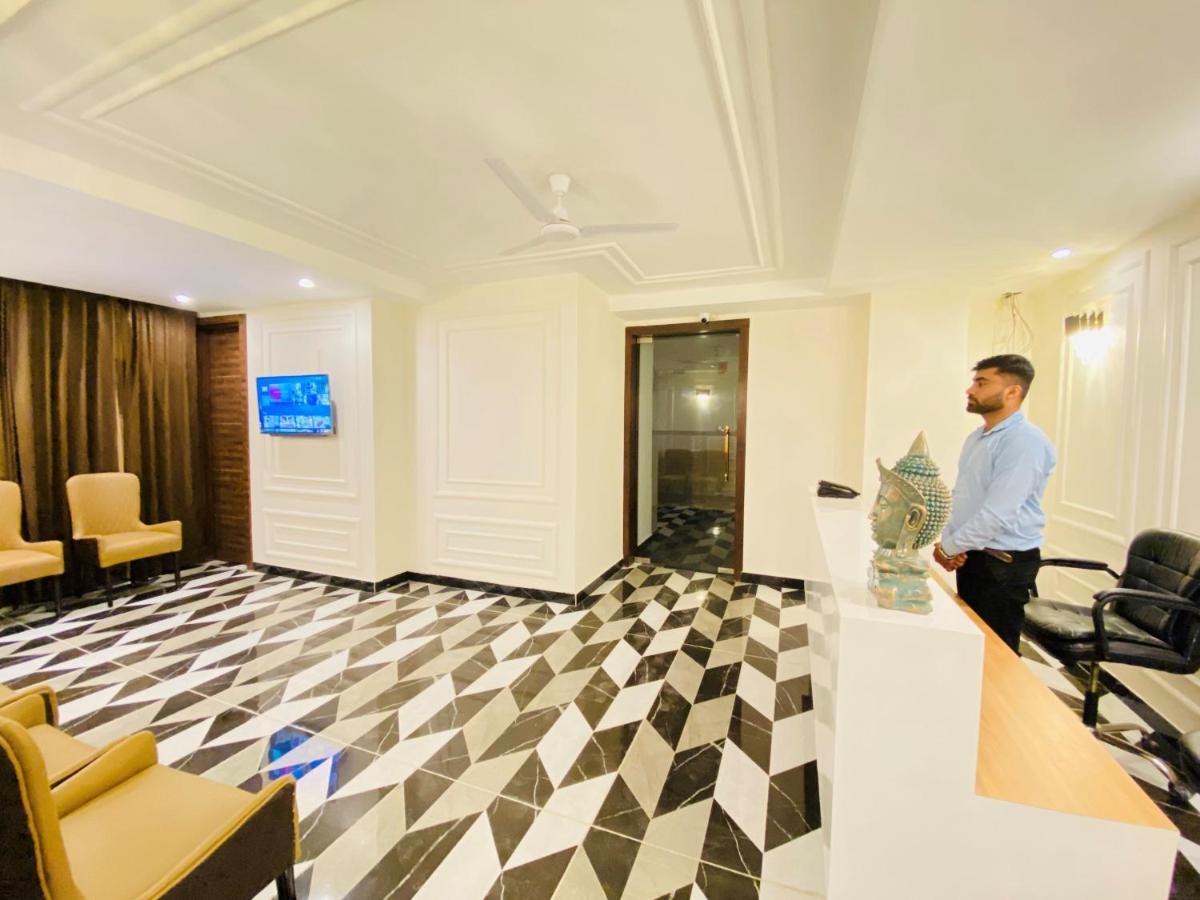 Grand Luxotica By Dls Hotels Dehradun Esterno foto