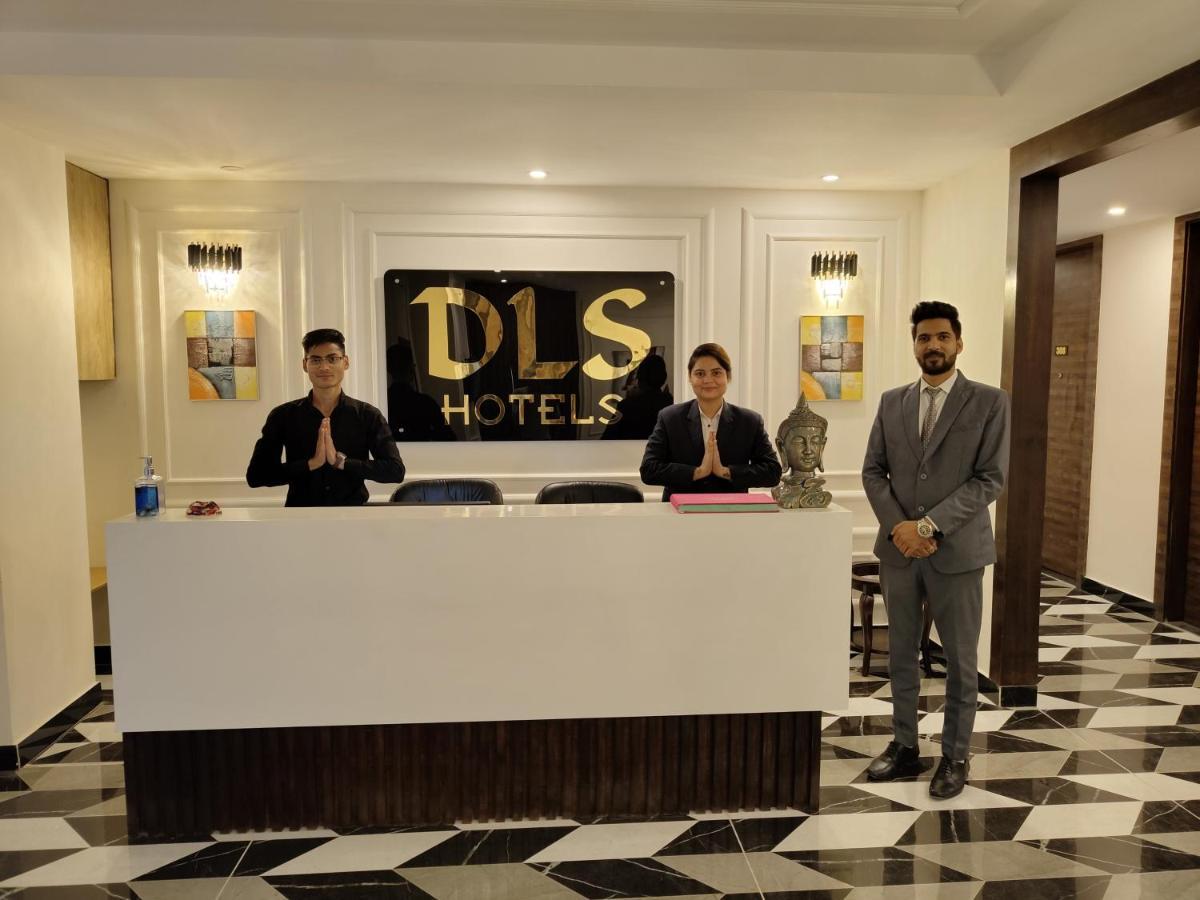 Grand Luxotica By Dls Hotels Dehradun Esterno foto