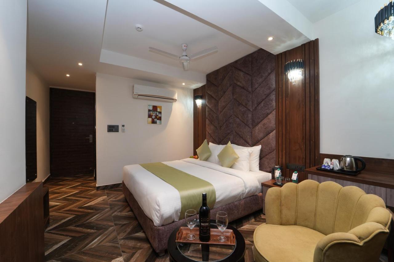 Grand Luxotica By Dls Hotels Dehradun Esterno foto