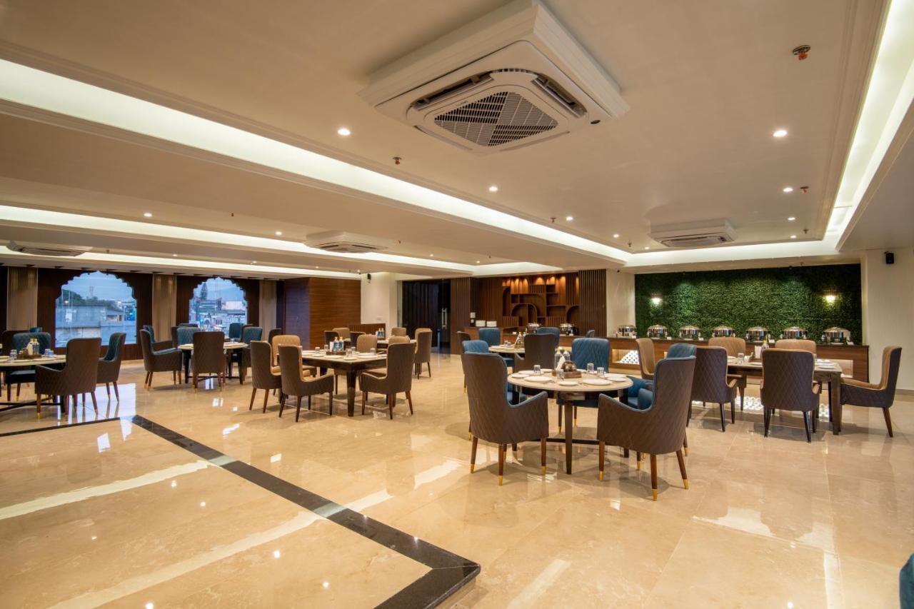 Grand Luxotica By Dls Hotels Dehradun Esterno foto