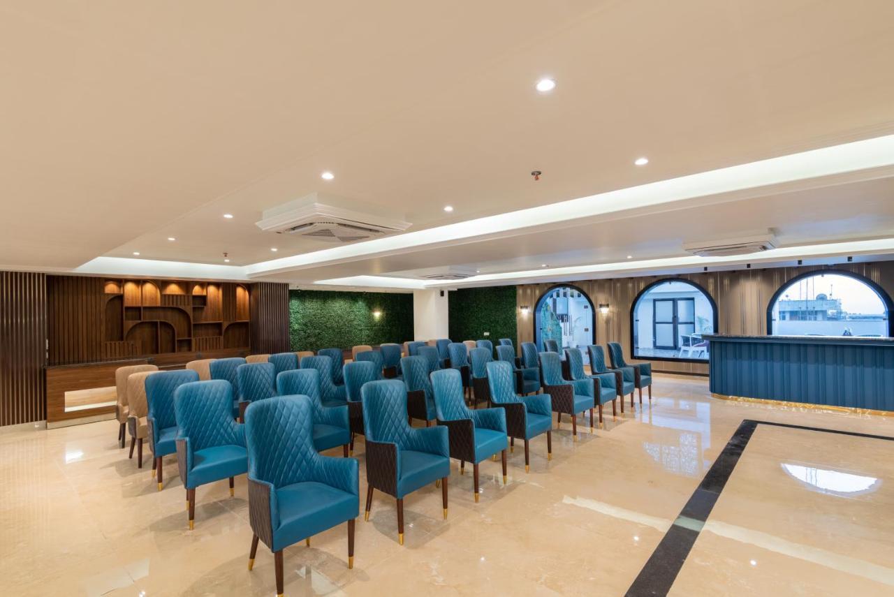 Grand Luxotica By Dls Hotels Dehradun Esterno foto